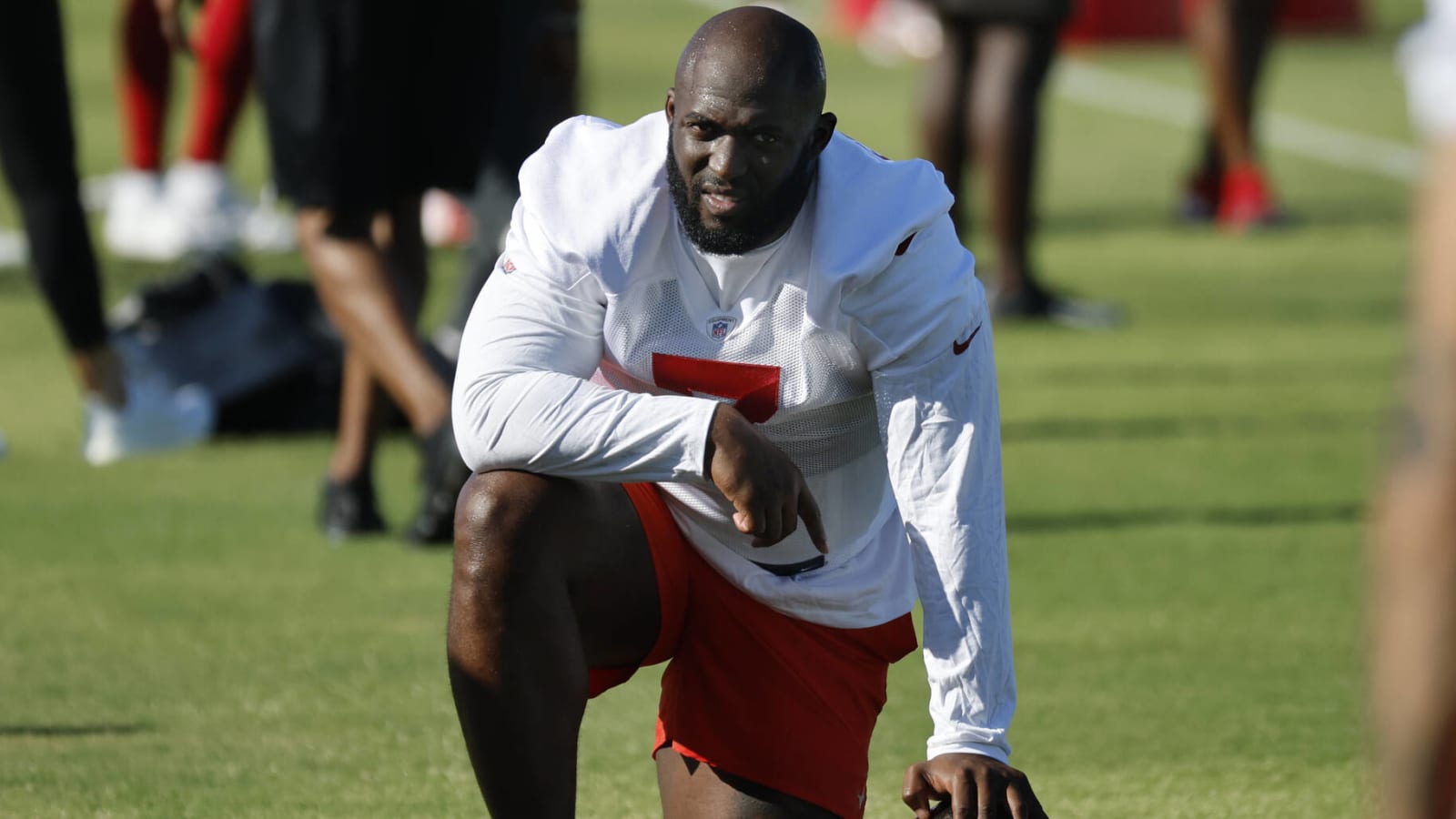 Veteran RB Leonard Fournette working out for Patriots