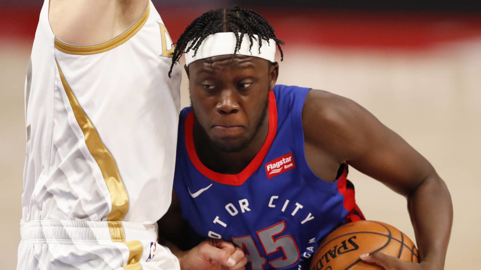 Rockets waive 2019 first-round pick Sekou Doumbouya