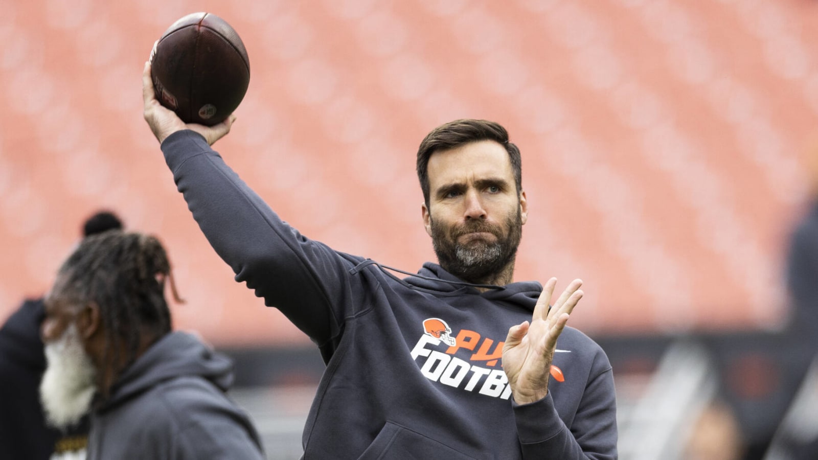 Multiple teams attempted to sign Joe Flacco off Browns' practice squad