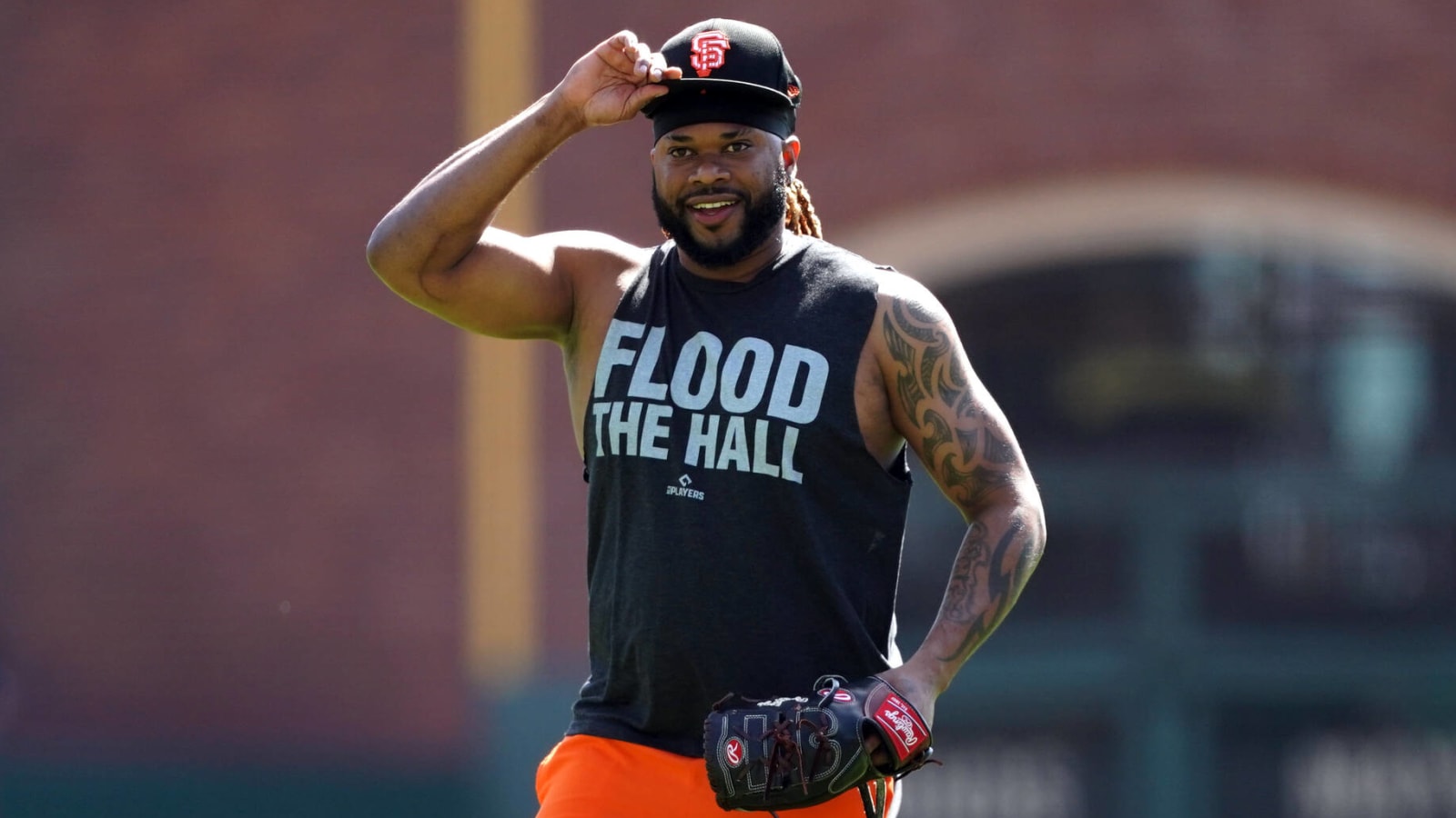 White Sox select two-time All-Star righty Johnny Cueto