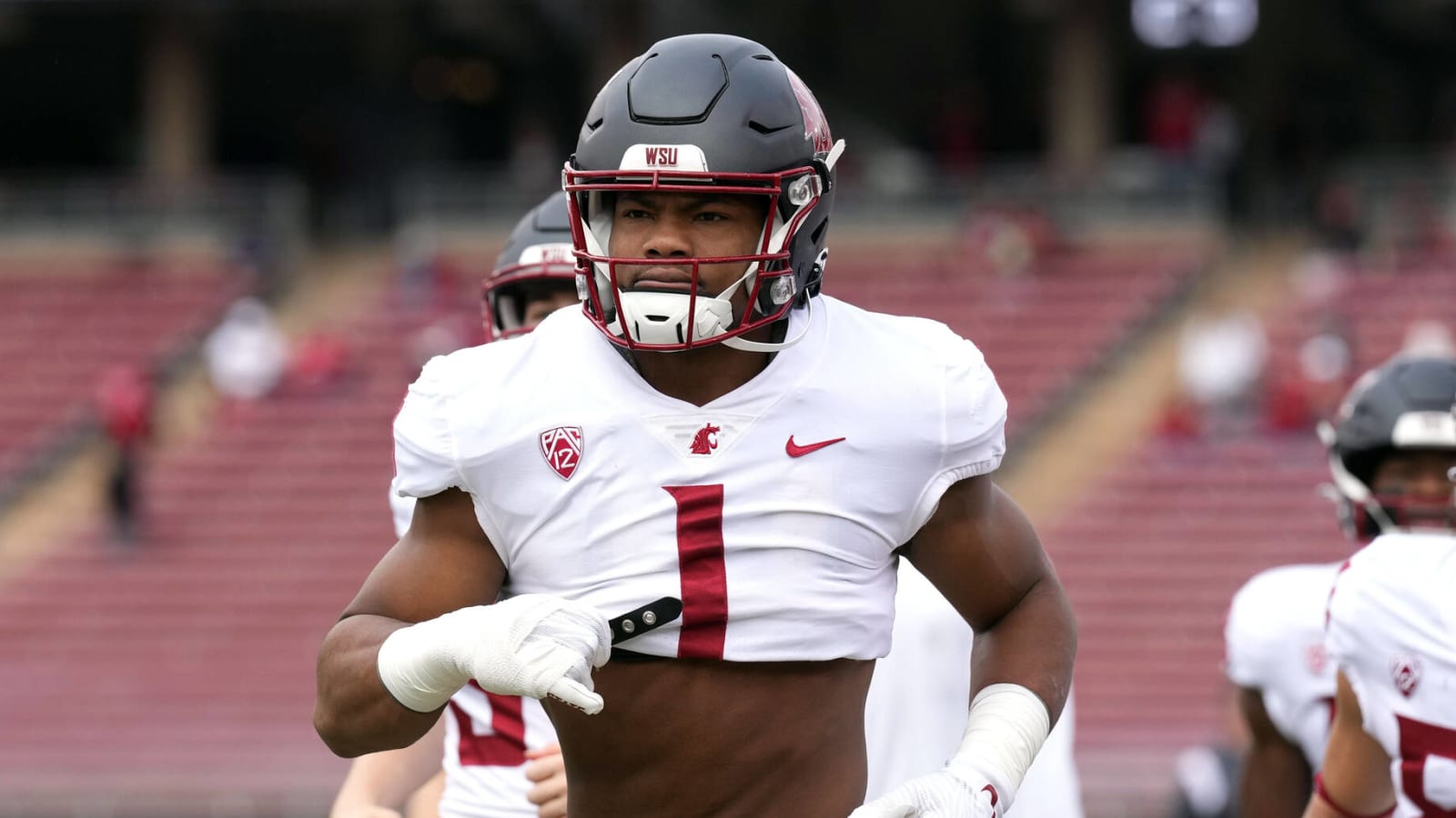 2023 NFL mock draft consensus on Daiyan Henley