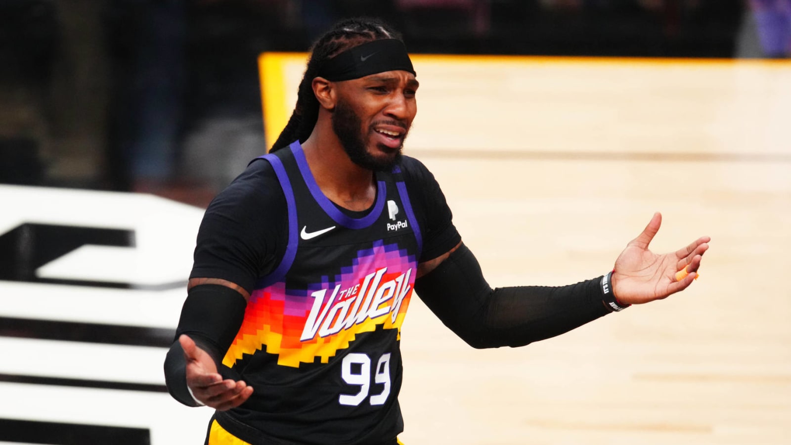 Lakers fans have vulgar chant for Jae Crowder