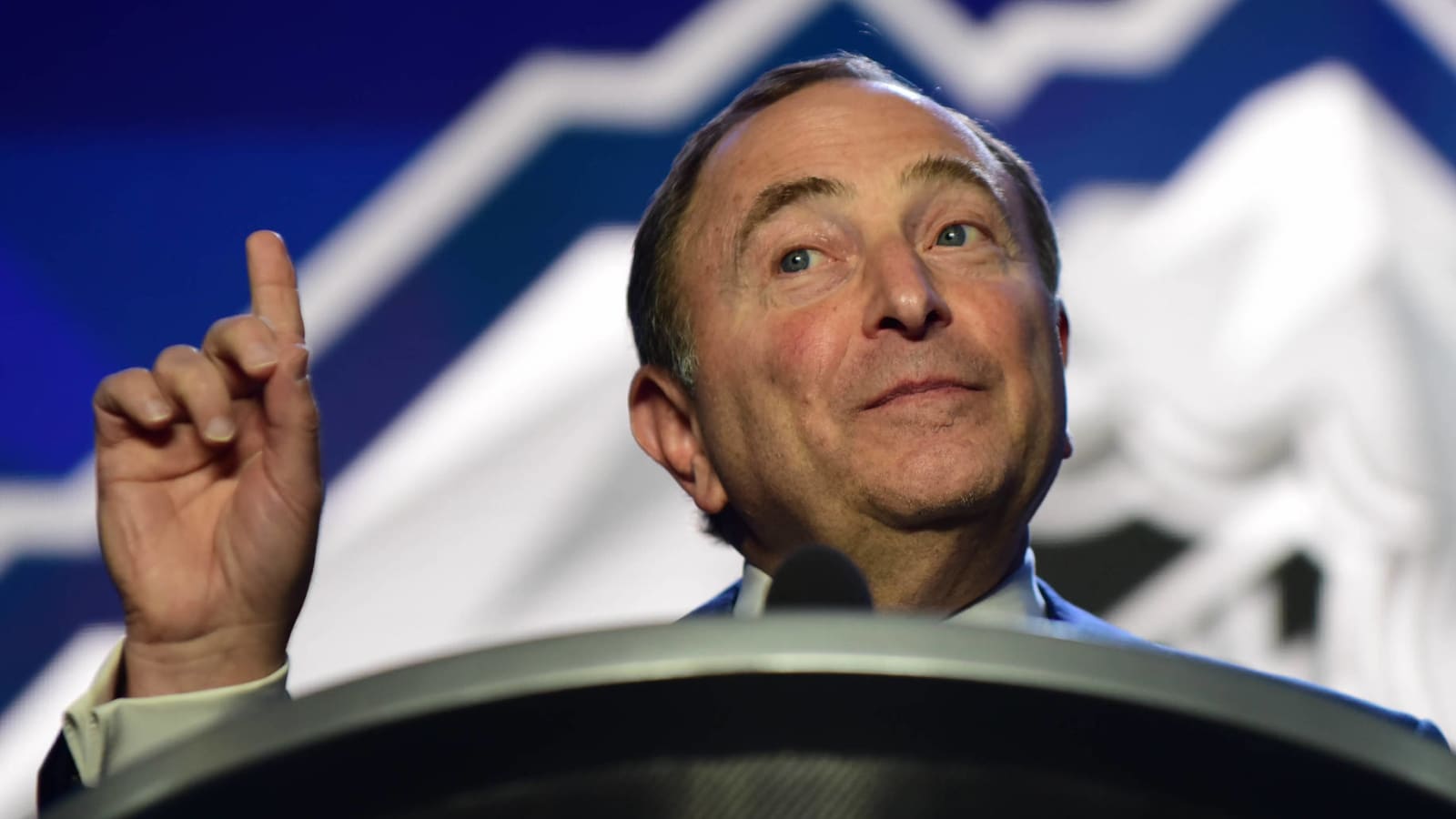 Gary Bettman not contemplating canceling NHL season