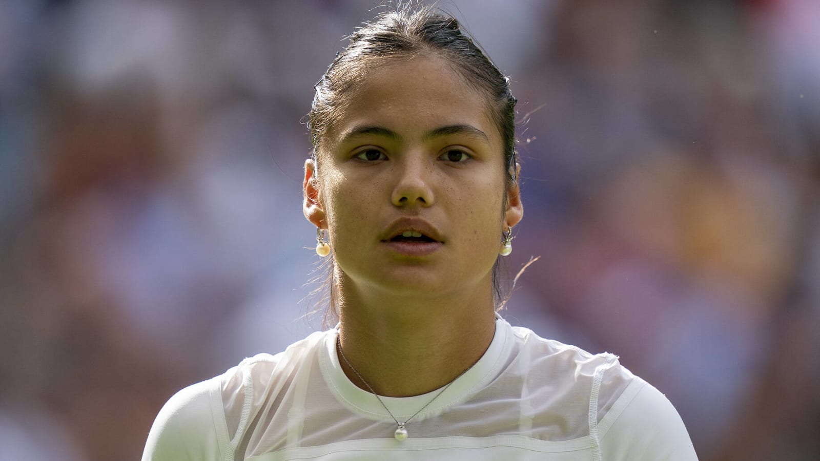 Emma Raducanu after Wimbledon loss: 'There's no pressure'