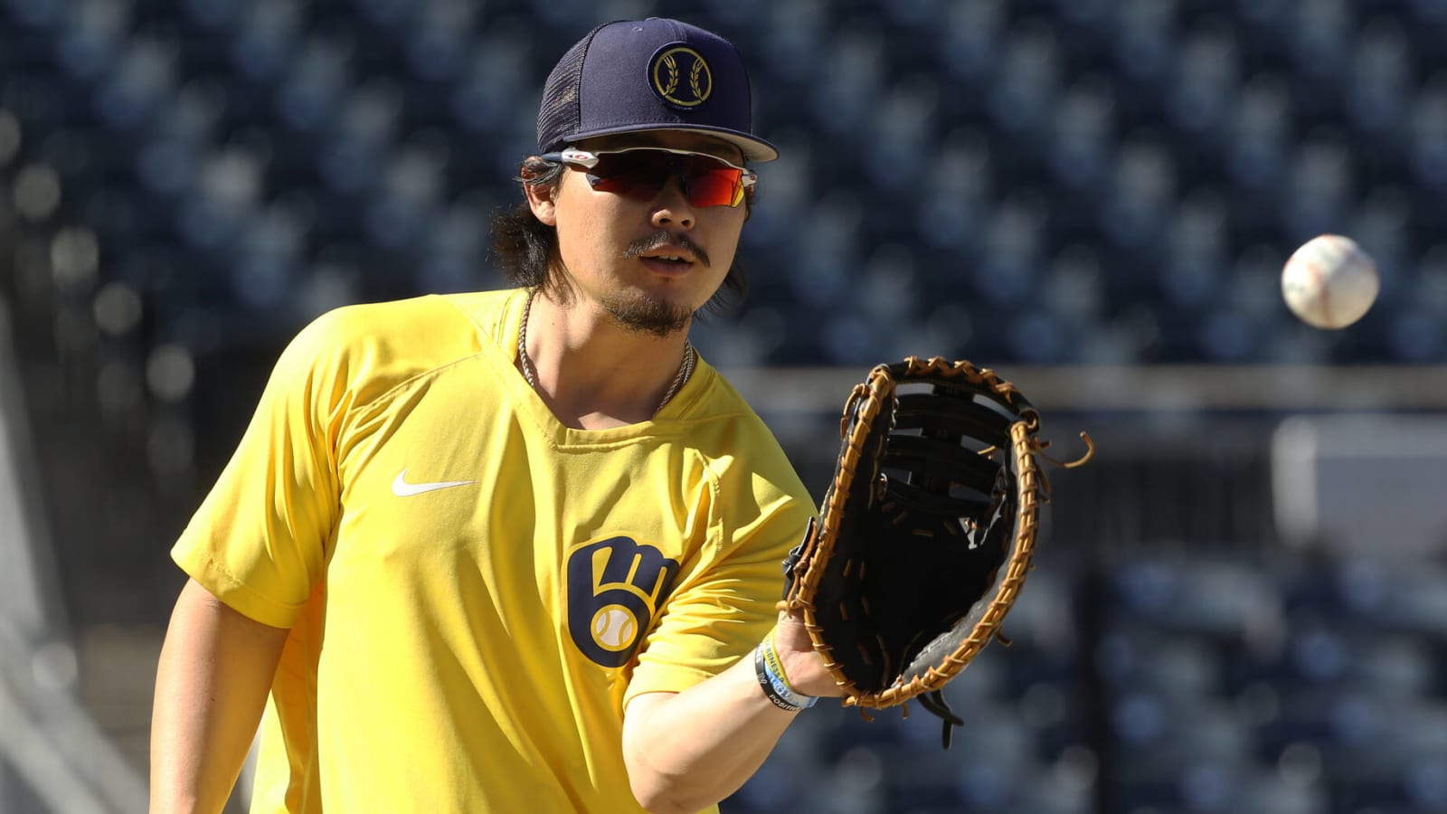 What Are The Milwaukee Brewers To Do About Keston Hiura?