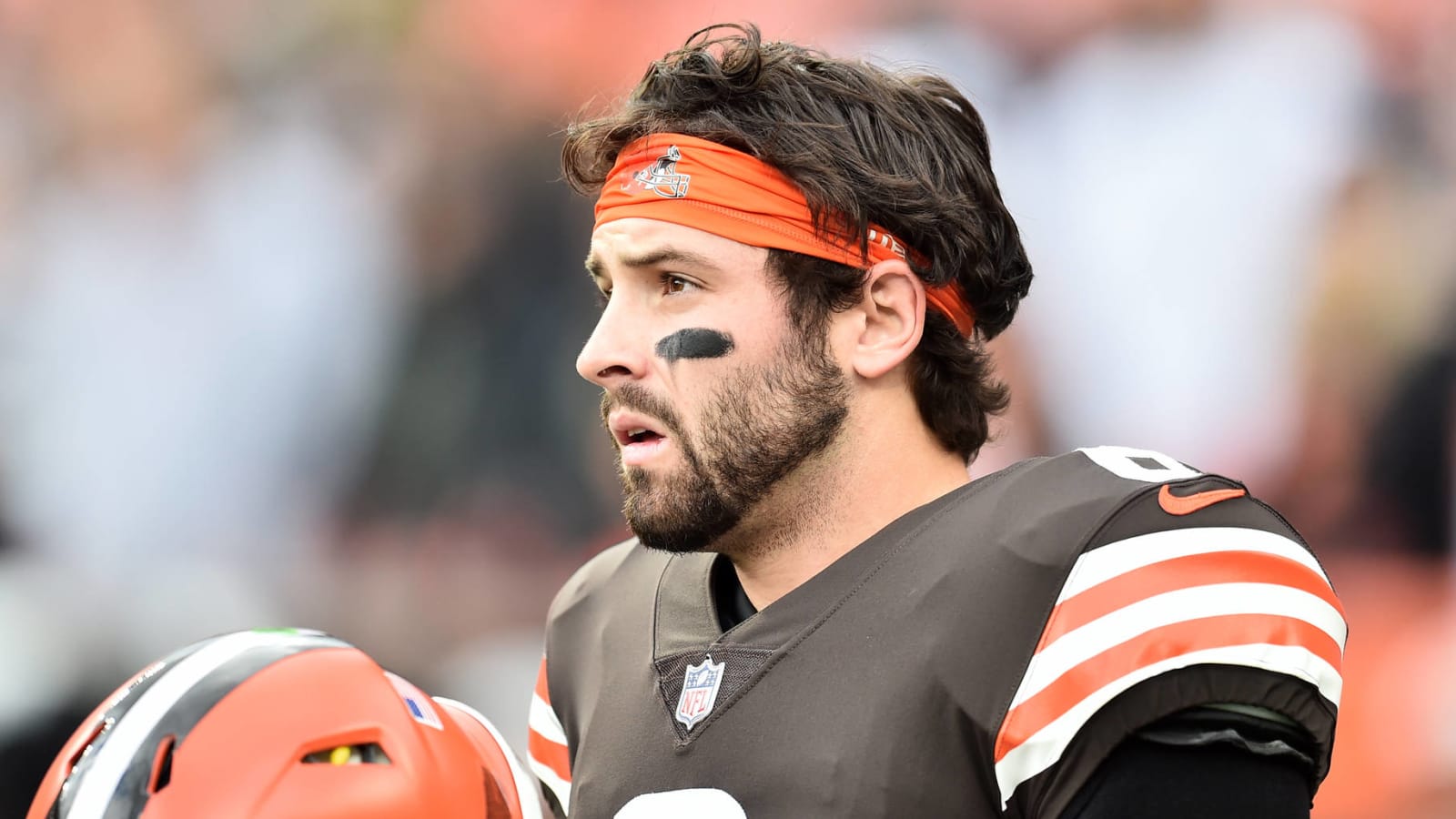 Browns QB Baker Mayfield dealing with completely torn labrum