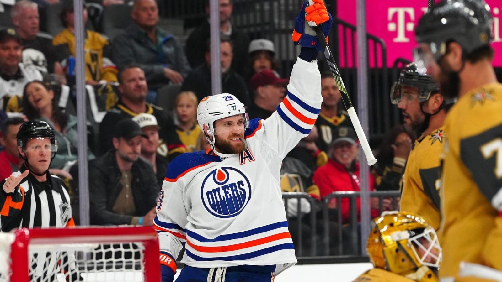 Leon Draisaitl sets Oilers franchise record with 127th power play goal