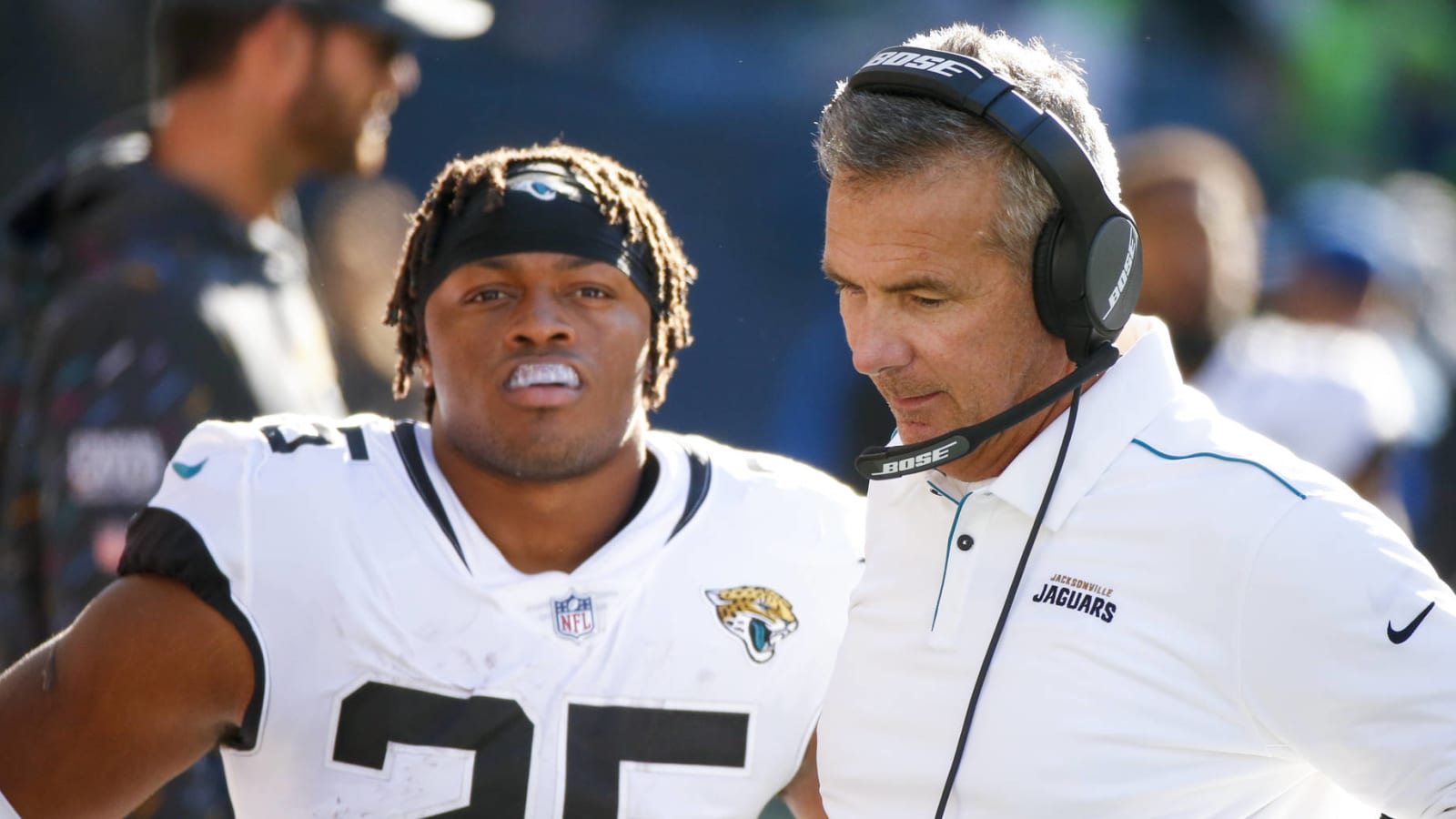 Jaguars' Robinson disagrees with Meyer's explanation for benching