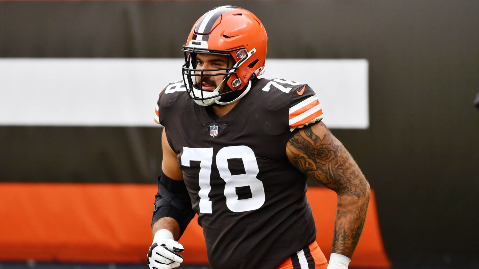 Browns place Conklin, Parkey on reserve/COVID-19 list