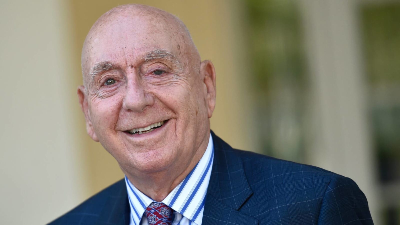 Dick Vitale announces he is cancer-free