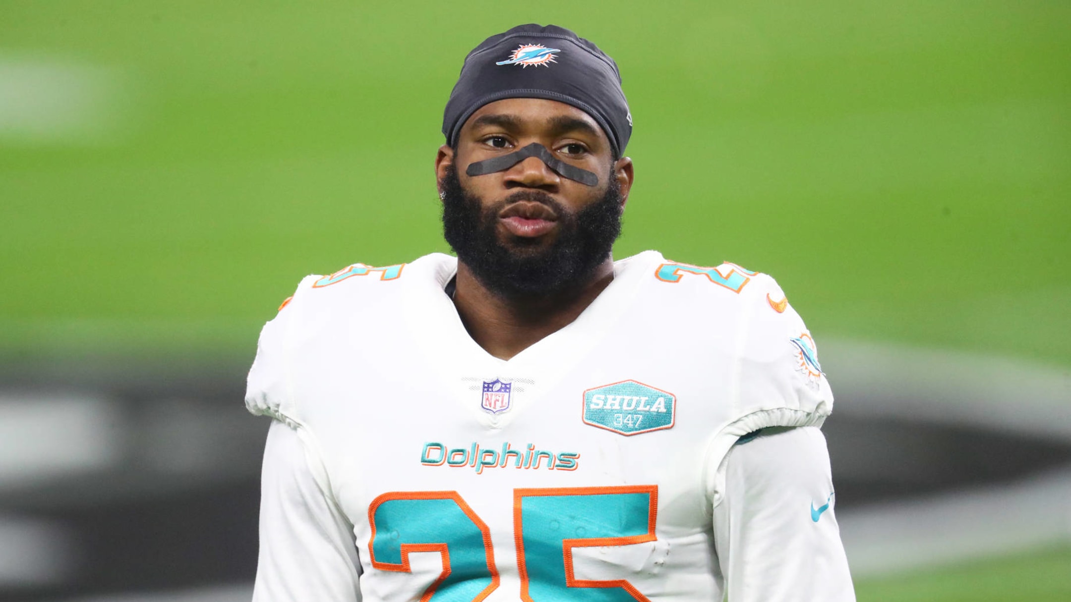 Dolphins HC Brian Flores: Xavien Howard in 'unique situation' | Yardbarker