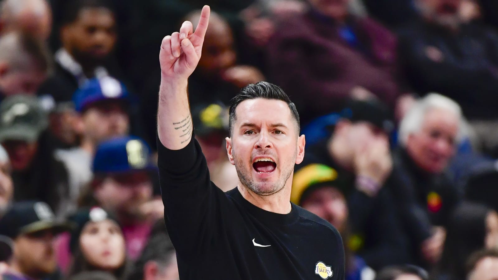 JJ Redick is right to shine the spotlight on the Lakers players