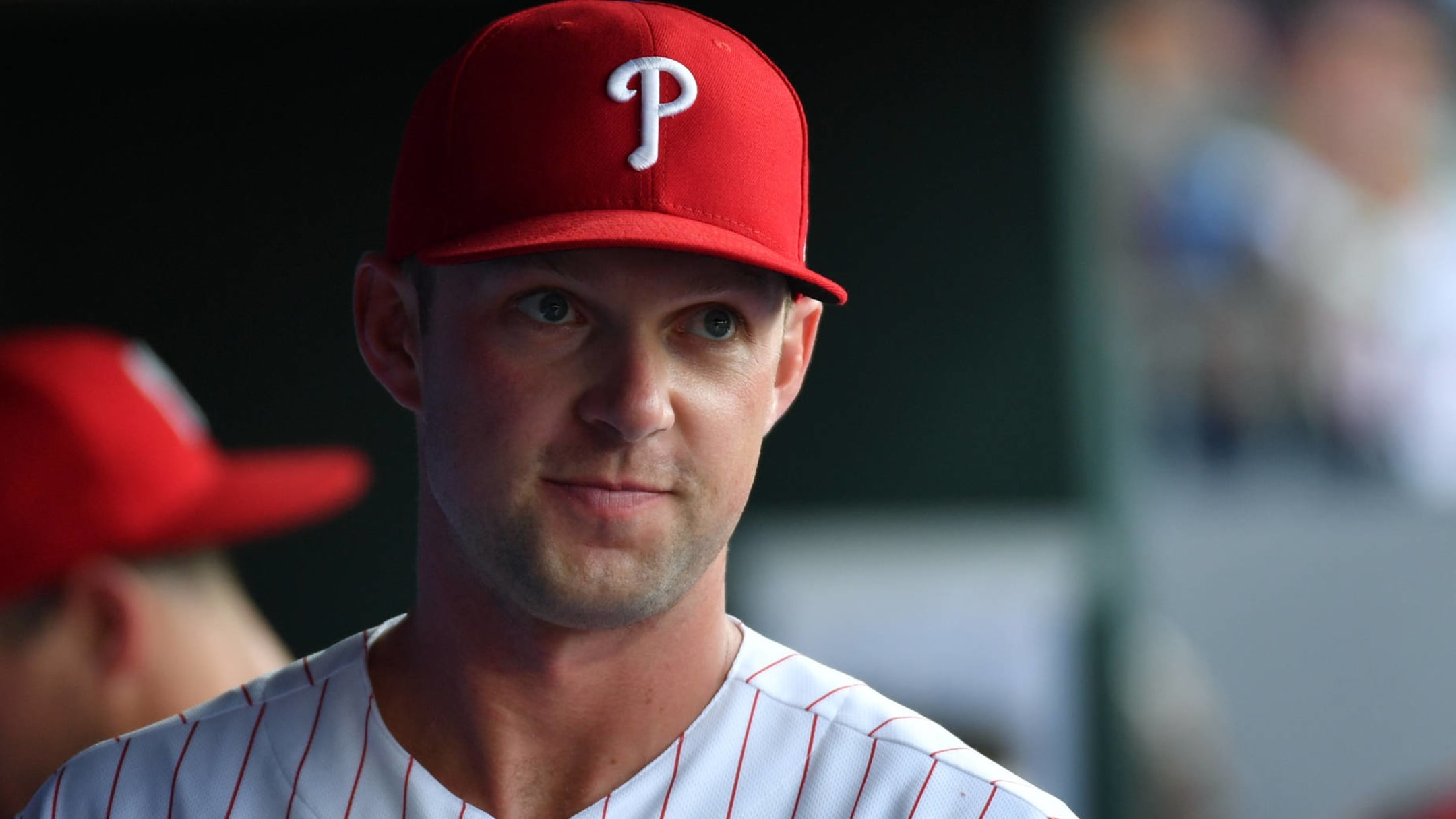 X-rays negative on Phillies' Rhys Hoskins' right hand after hit-by