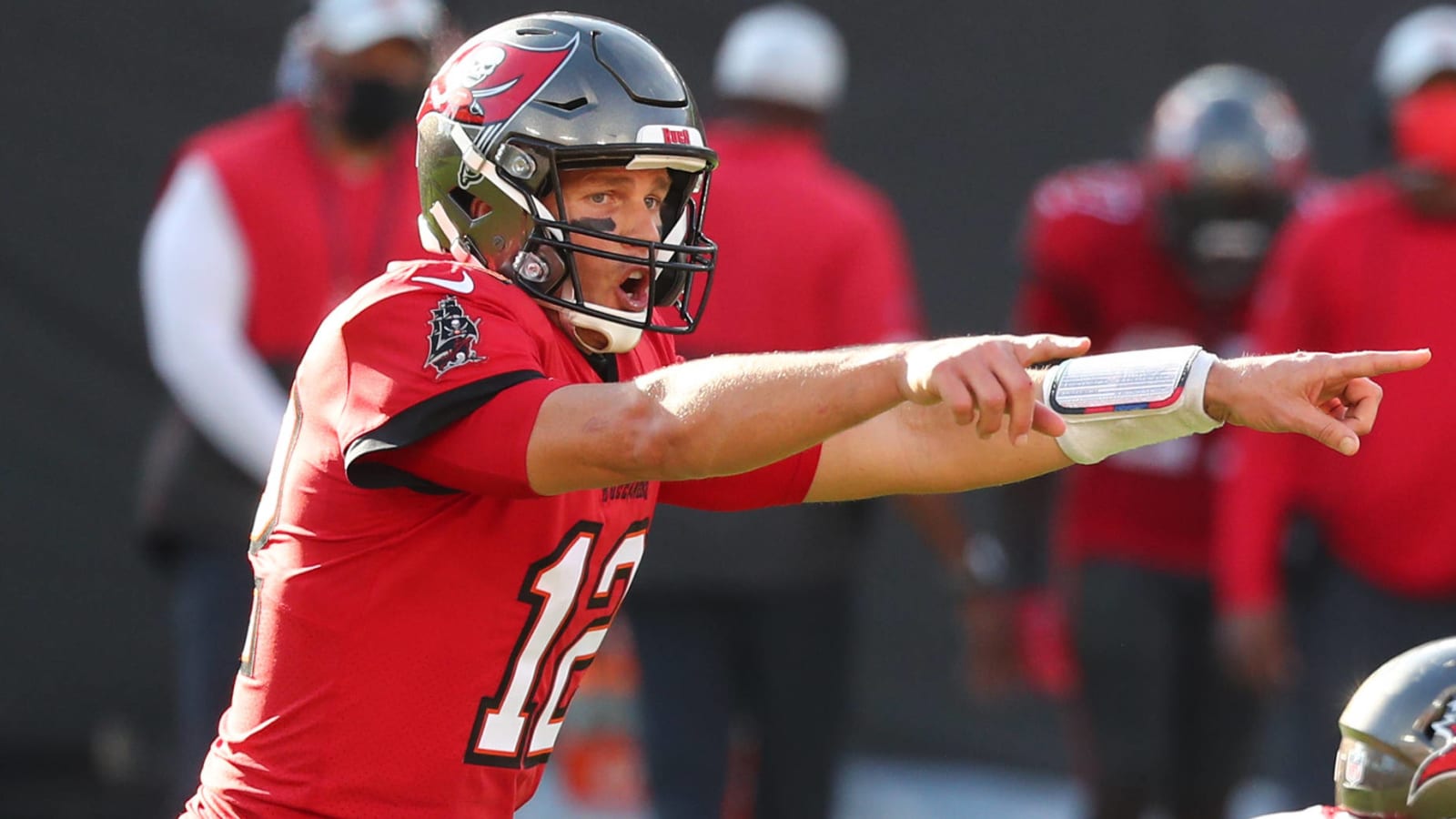 Arians doesn't 'know why anyone's criticizing' Brady