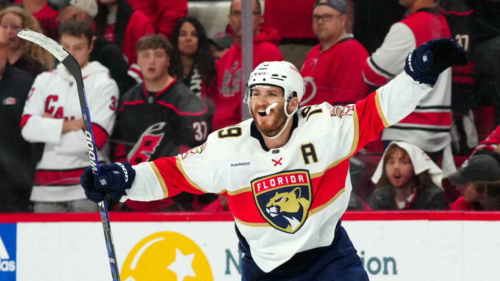 Stanley Cup Playoffs Day 31 Matthew Tkachuk Scores Winner In Ot In Game 1 Yardbarker 