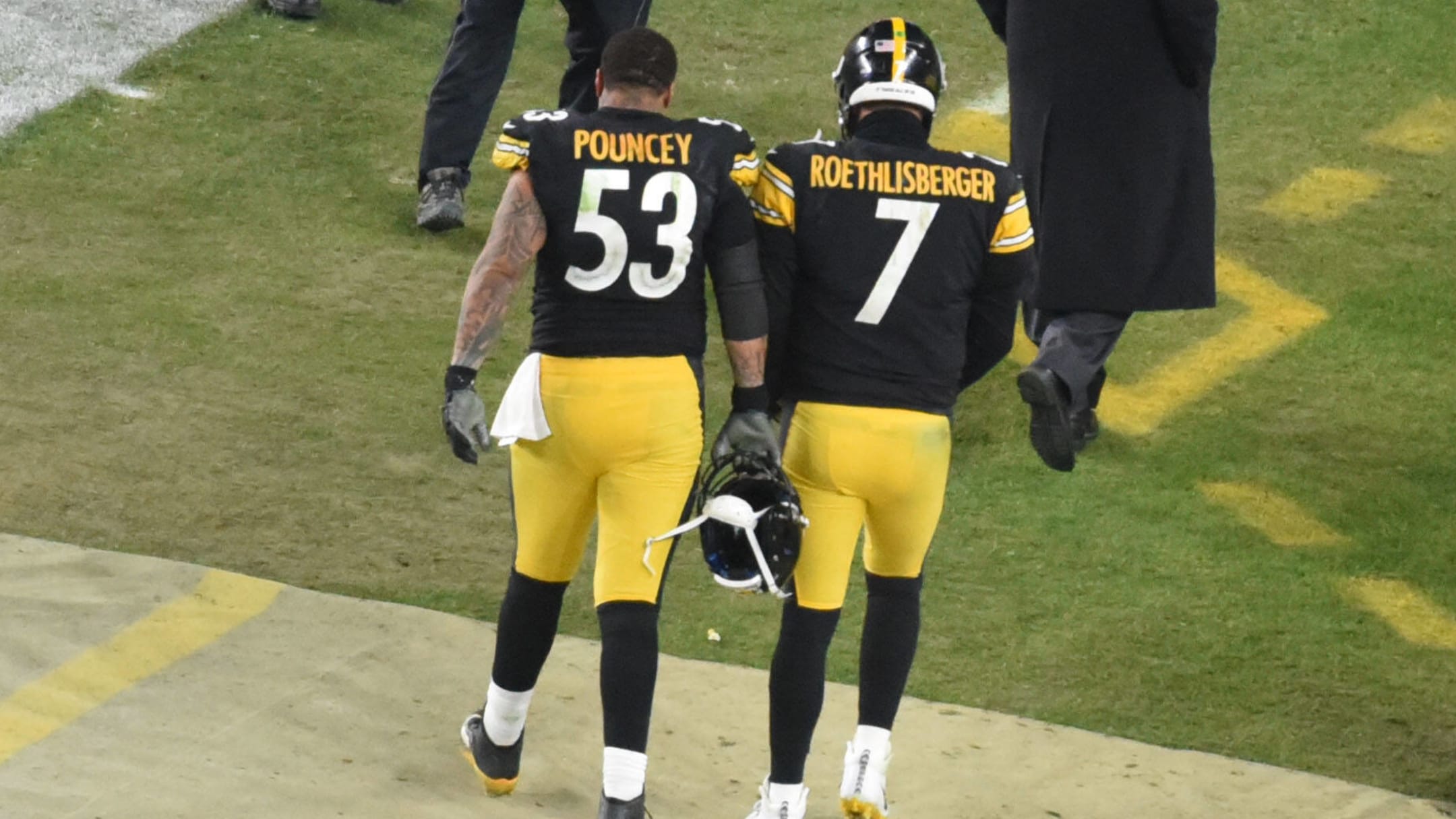 The Steelers Show Up To Support The Penguins (And Alejandro