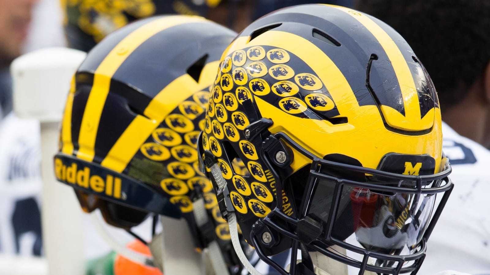 More details emerges about Michigan’s sign-stealing operation
