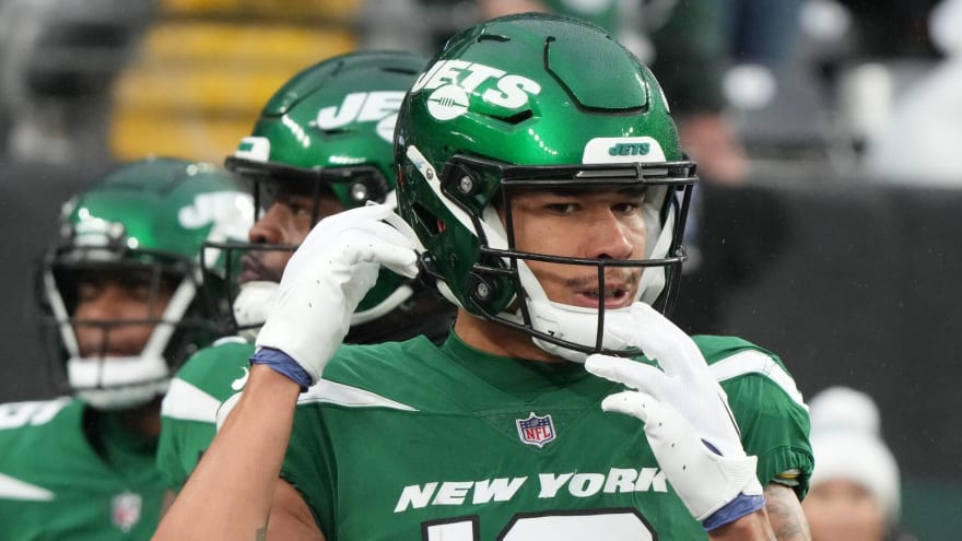 New York Jets Veteran Wide Receiver Has Alarmingly Bad Day During OTAs