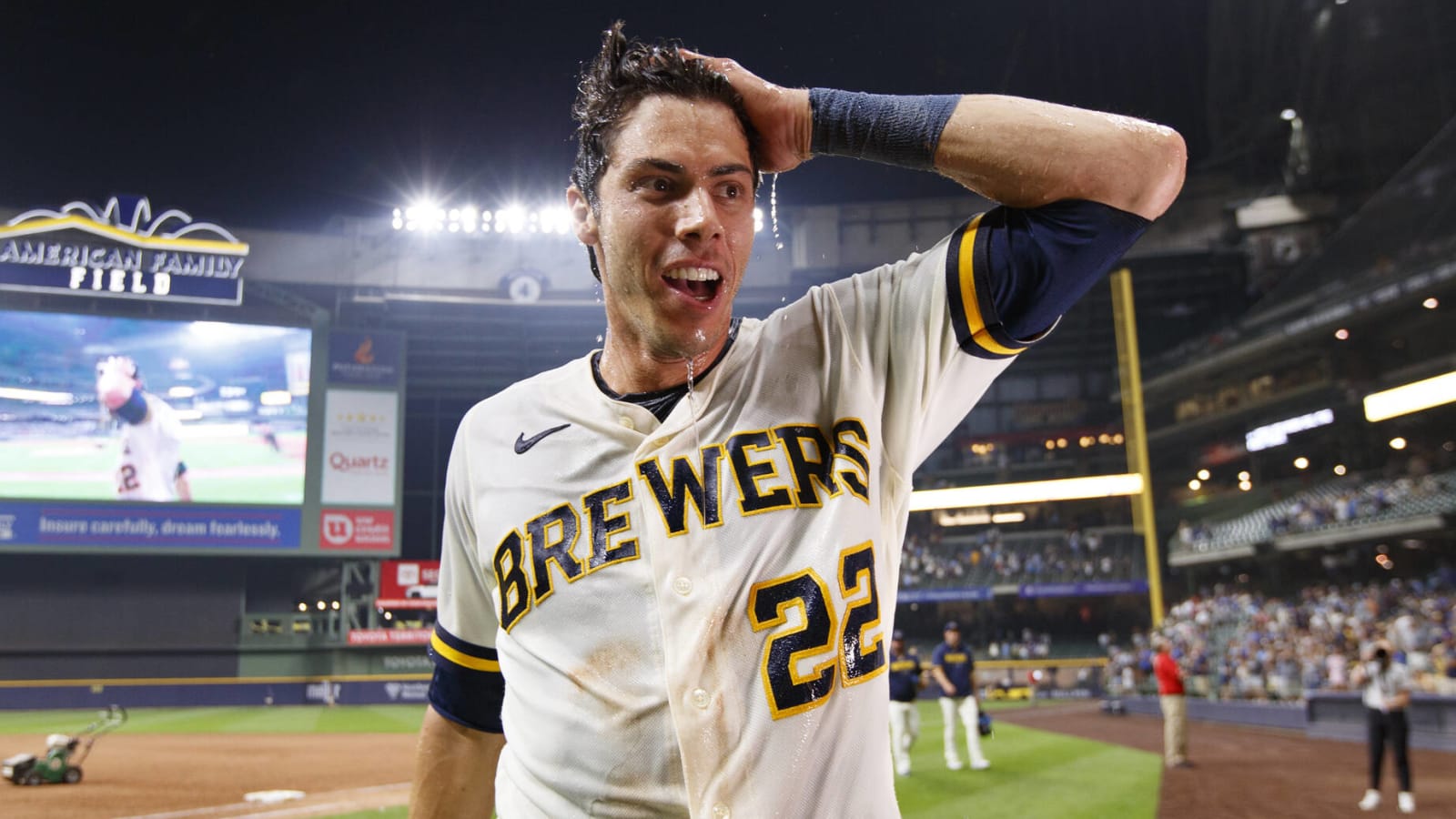 Christian Yelich named Heart and Hustle Award winner