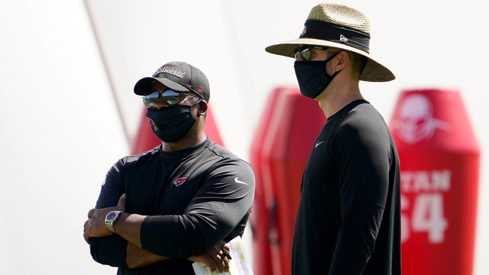 Fully vaccinated NFL personnel don't need masks at facilities