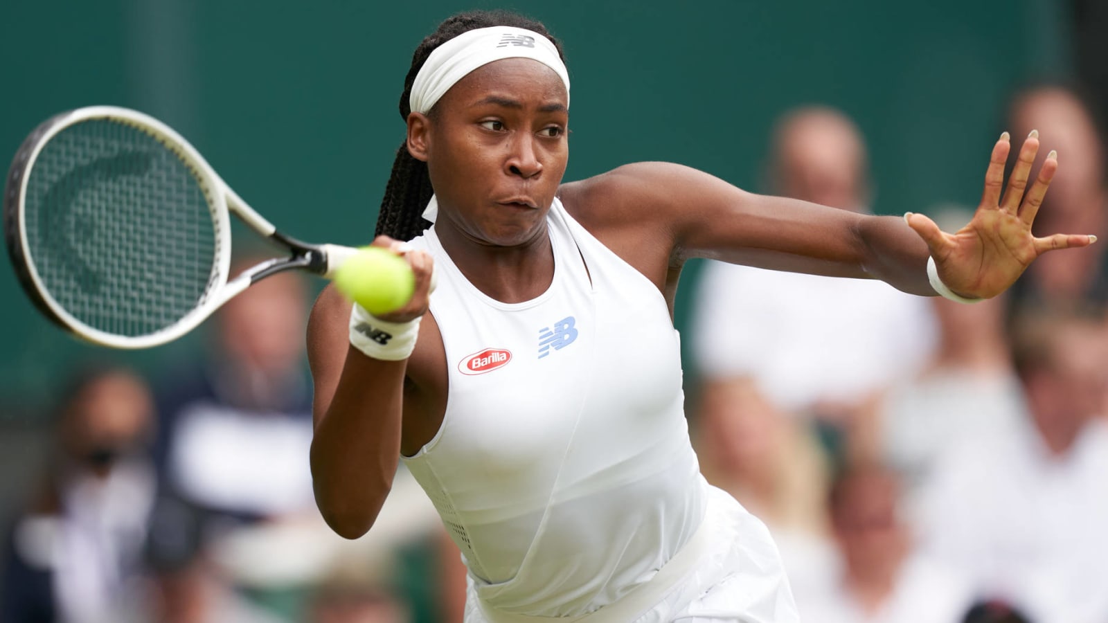 17-year-old tennis star Coco Gauff reaches Wimbledon fourth round again