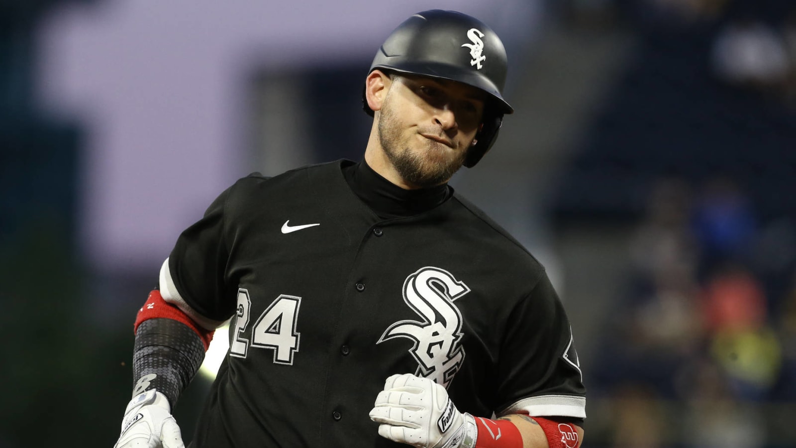 White Sox Sign All-Star Catcher Yasmani Grandal