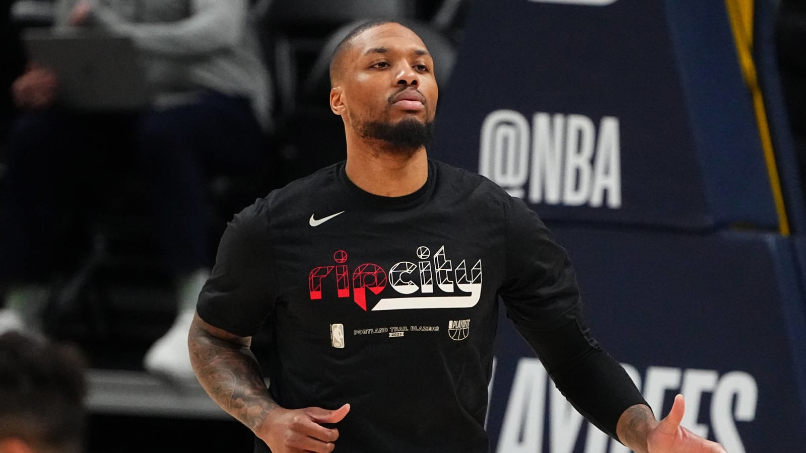 Lillard makes clear he will not be joining Lakers anytime soon