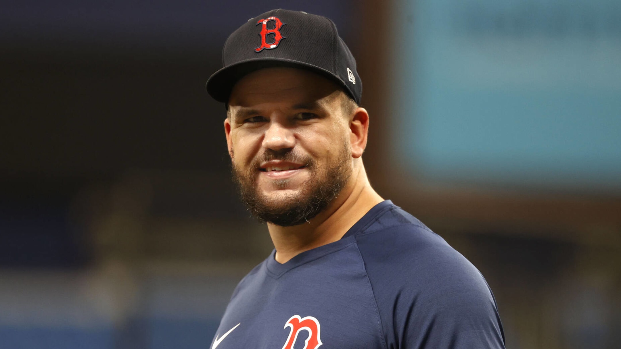 Red Sox acquire slugger Kyle Schwarber from Nationals