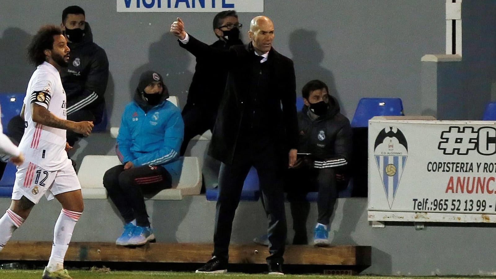 Real Madrid won't fire Zidane after shocking Copa del Rey exit?