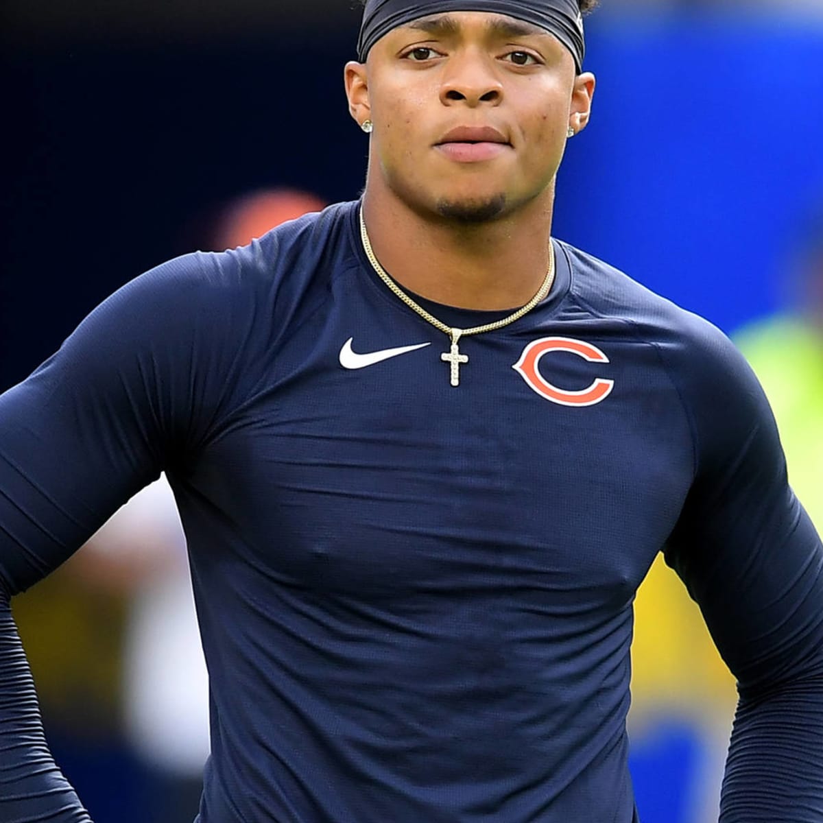 Bears 'head over heels in love' with rookie QB Justin Fields