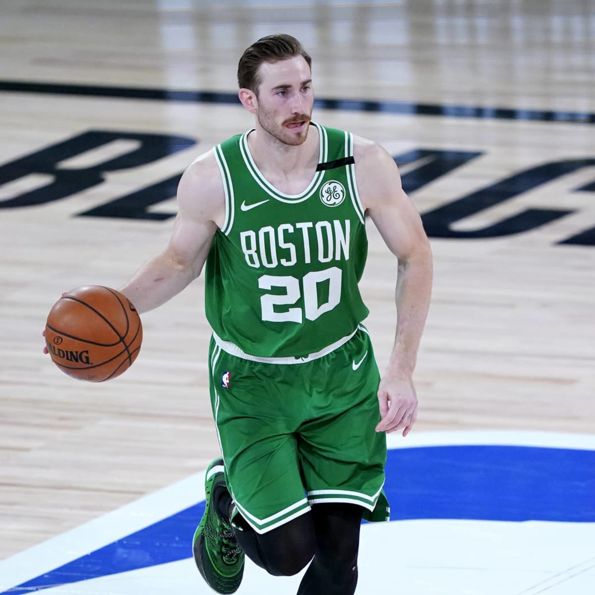 Gordon Hayward returns to Celtics lineup for Game 3 vs. Heat