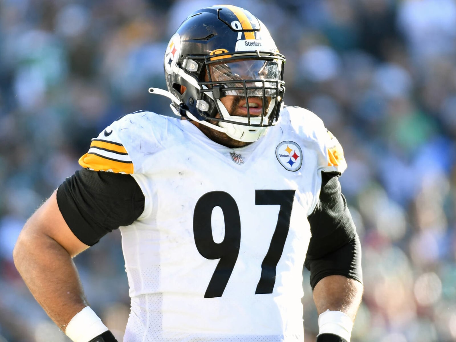 Watch: Cam Heyward run stuff gives the Steelers the ball back for