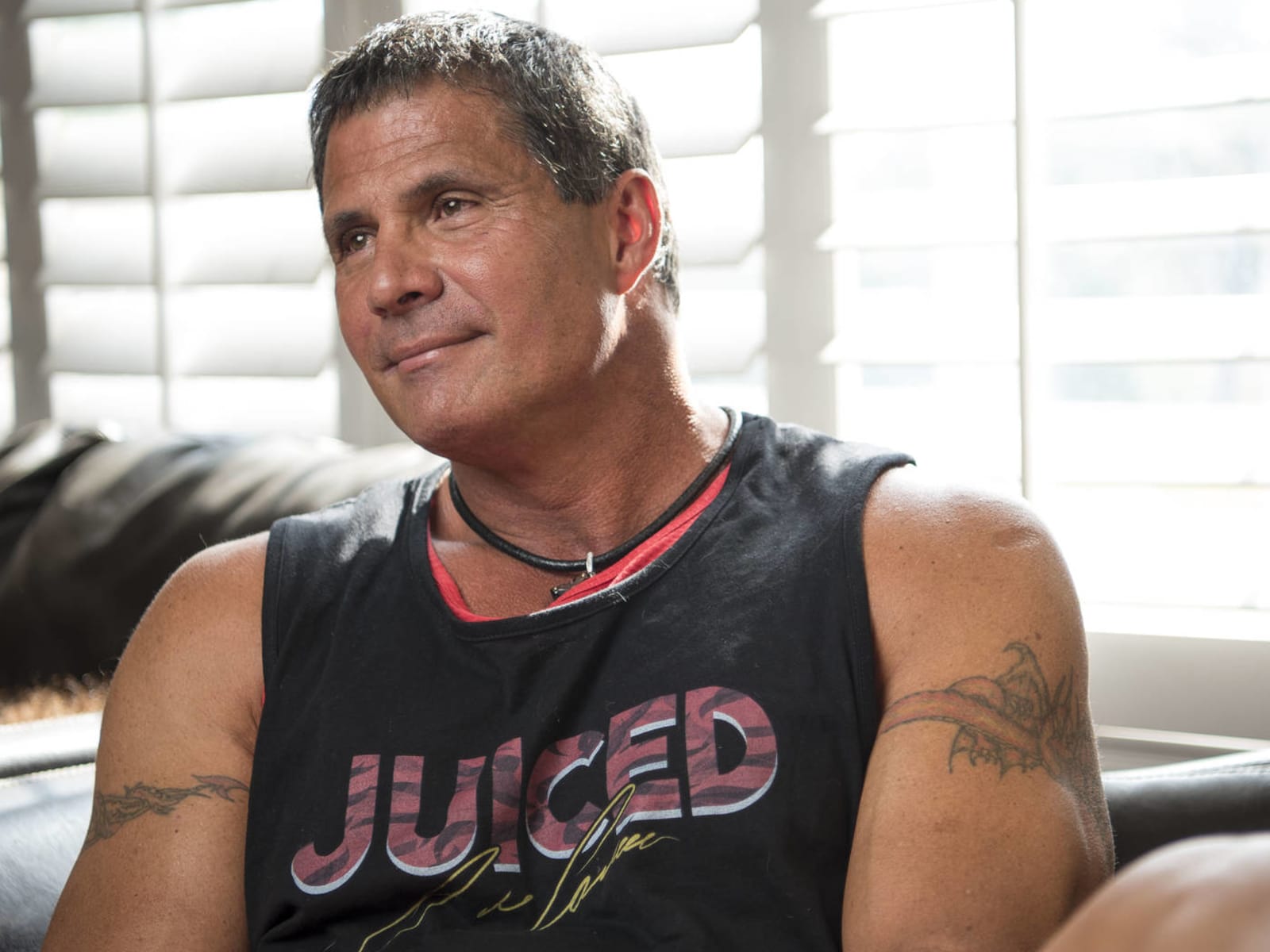 Jose Canseco publicly scolds fan for trying to meet him