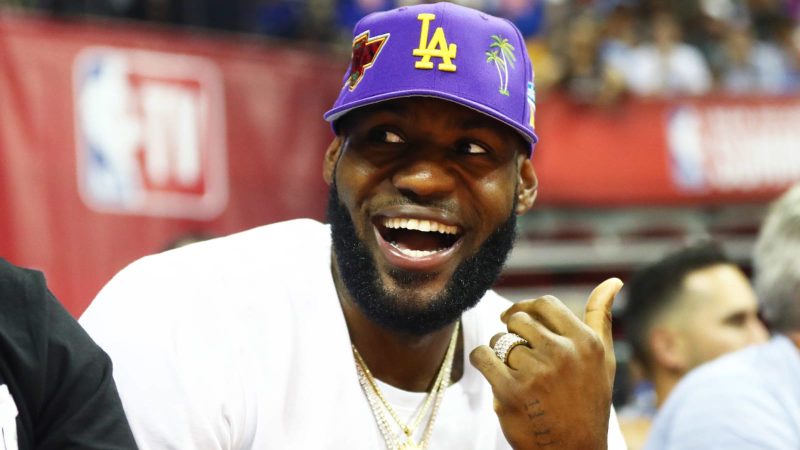 LeBron James hints at bringing back headband next season Yardbarker