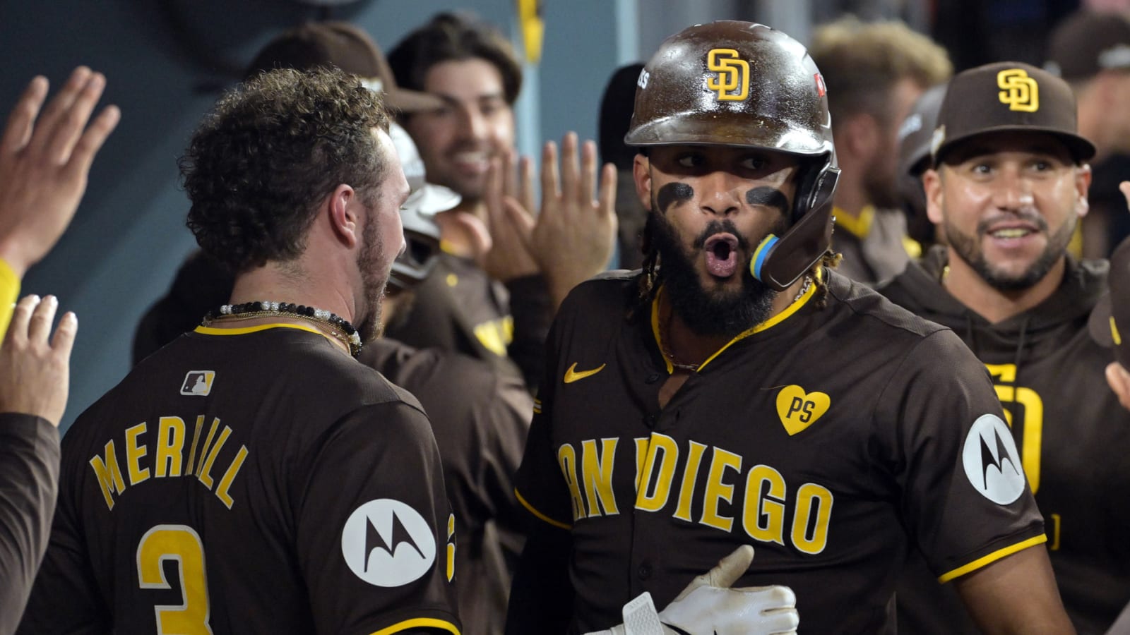 Padres even NLDS with a blowout win over Dodgers