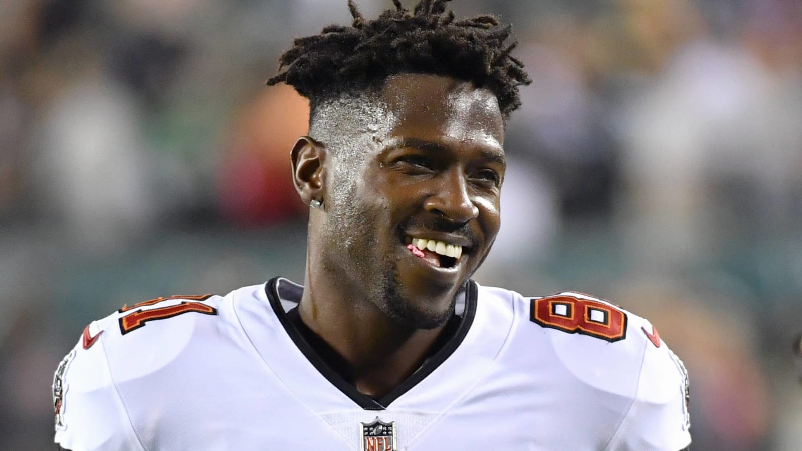 Antonio Brown continues campaign to play for Ravens