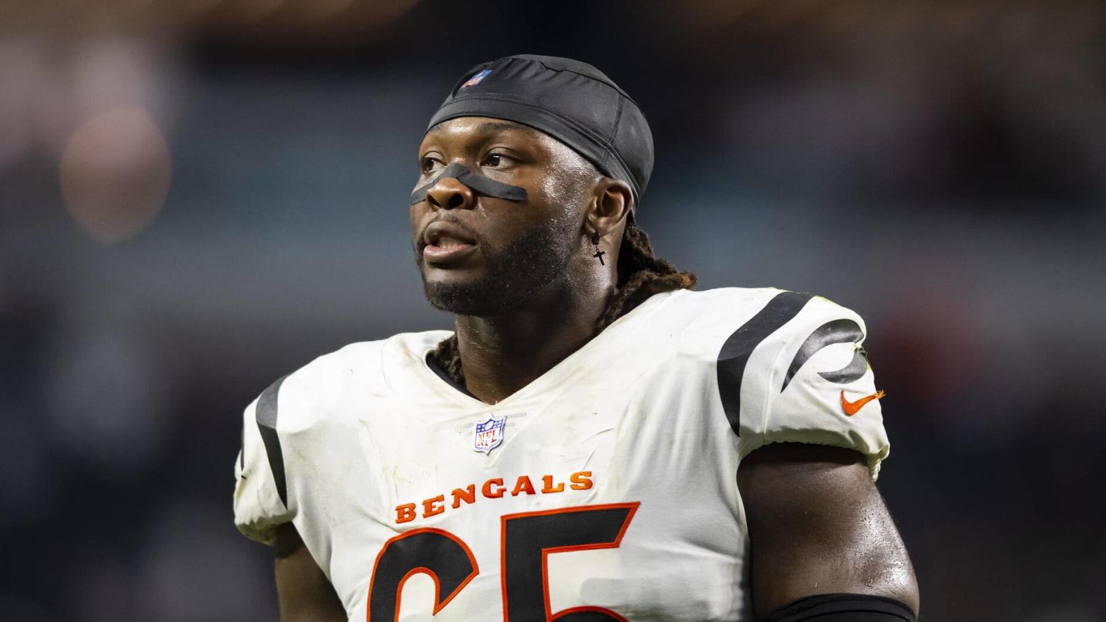 Bears nix Larry Ogunjobi deal over failed physical