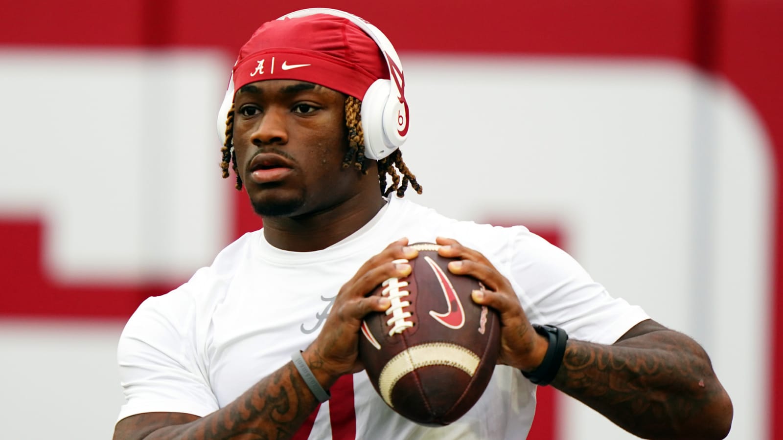Alabama QB Jalen Milroe making noise to be QB1 in 2025 draft Yardbarker