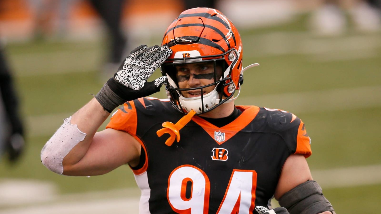 Bengals, DE Sam Hubbard agree to four-year, $40 million extension