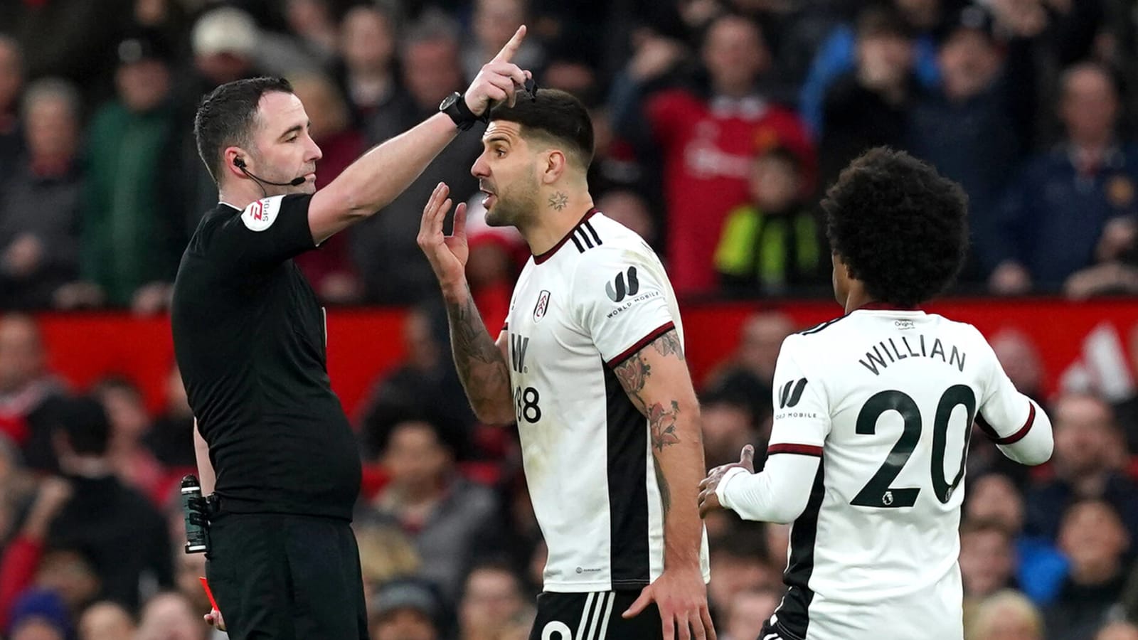 Aleksandar Mitrovic and Marco Silva apologise for FA Cup red cards