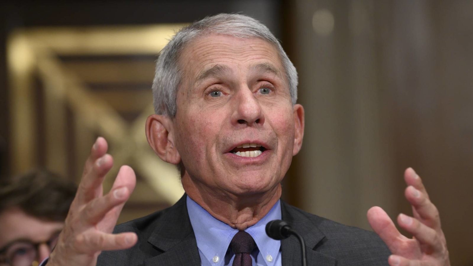 Dr. Fauci: Football must embrace 'bubble' format for 2020 season