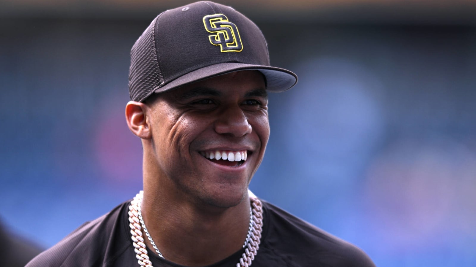 Local Barber Gives Juan Soto First Haircut After San Diego Padres Deal 