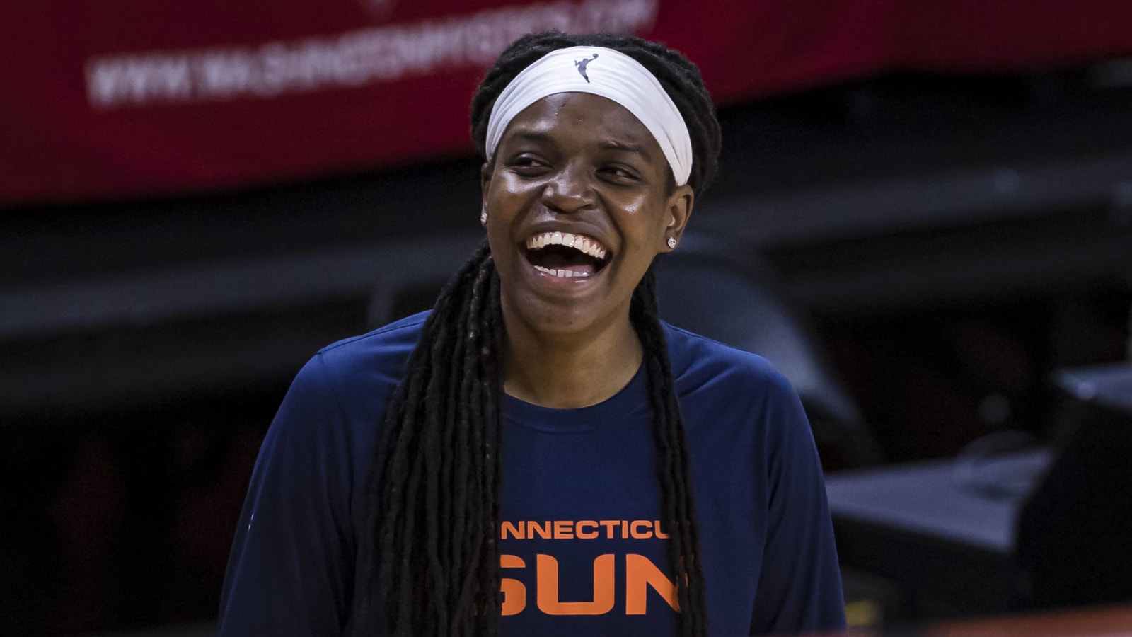 Connecticut Sun re-sign reigning WNBA MVP Jonquel Jones