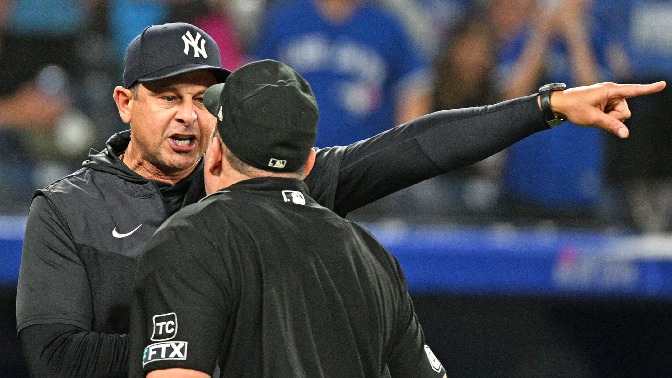 Watch: Aaron Boone went off on umpire Marty Foster after ejection