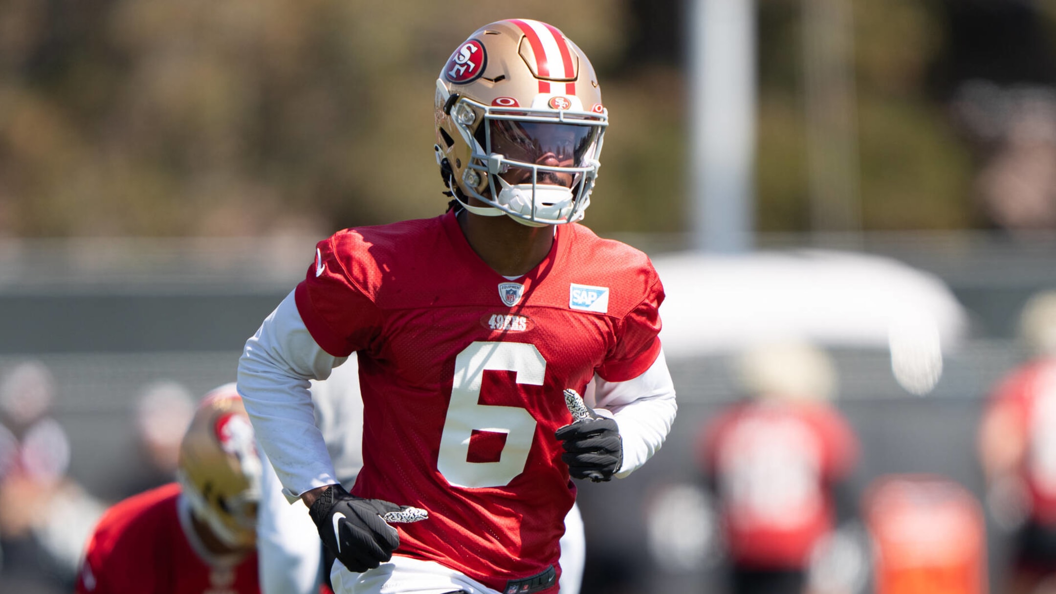 49ers LB Fred Warner explains why being irritating at practice is