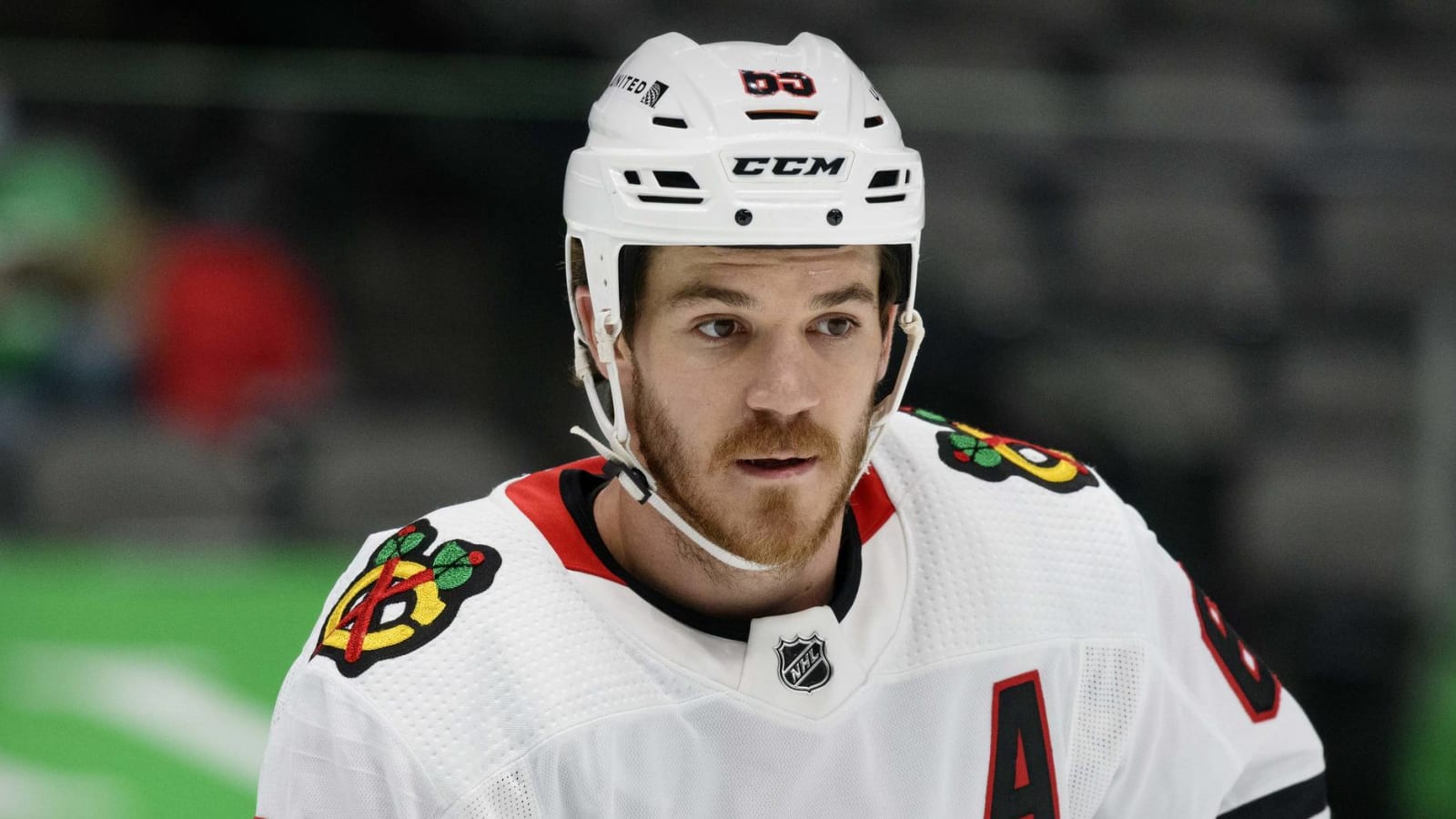 Blackhawks' Andrew Shaw retiring due to concussions