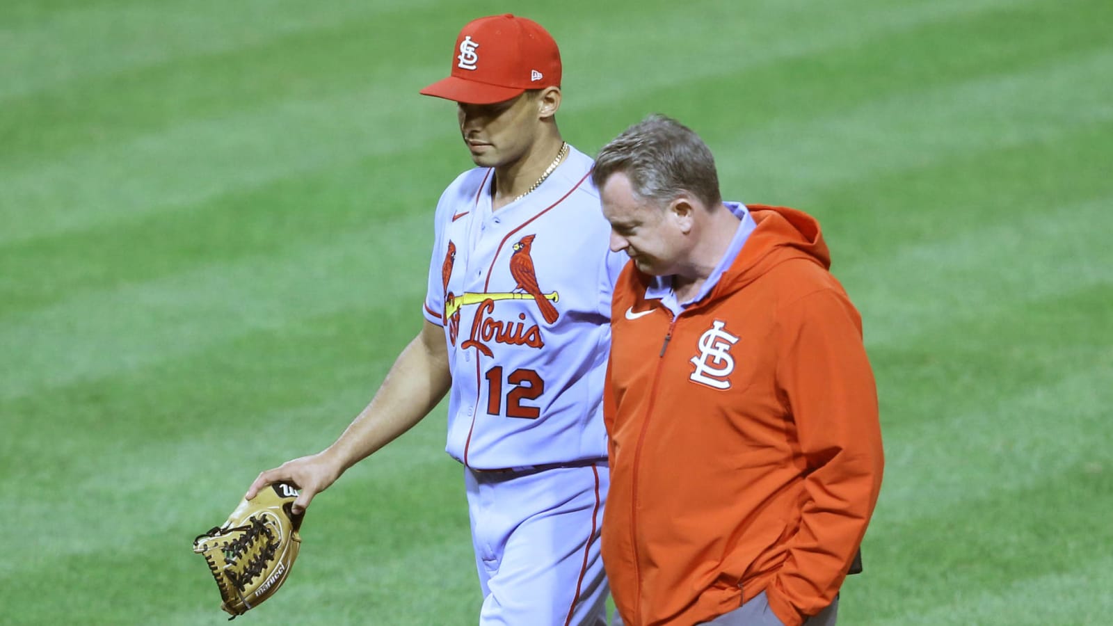 Jordan Hicks heads to IL with elbow inflammation