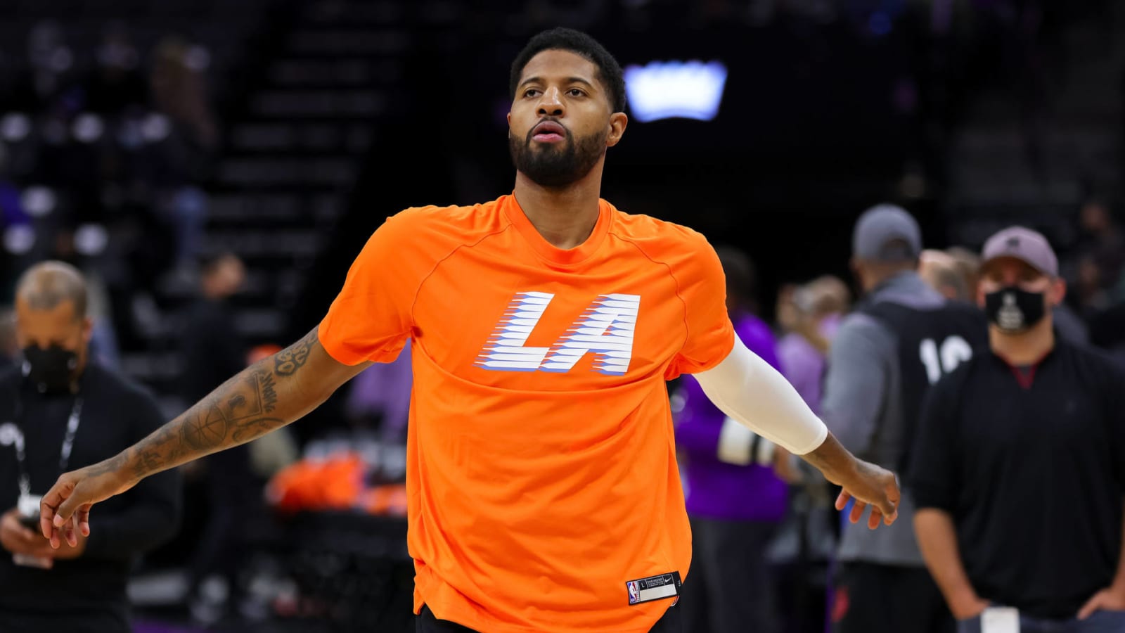 Surgery a 'real option' for Clippers All-Star Paul George