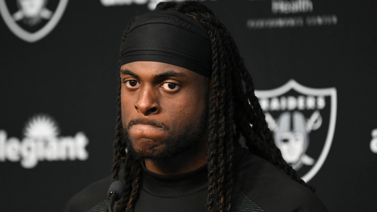 Raiders' Davante Adams breaks silence on Aaron Rodgers injury Yardbarker