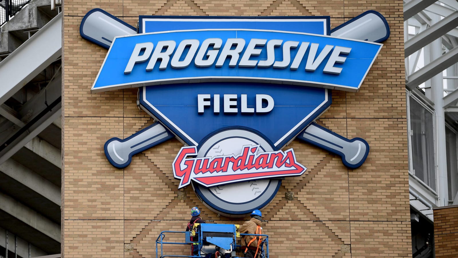Guardians realign marquee sign at Progressive Field